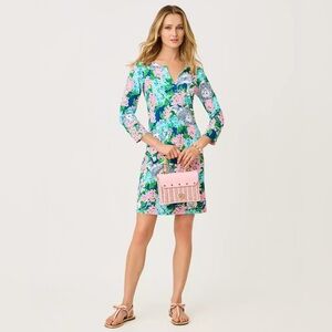 Lilly Pulitzer UPF 50+ Nadine ChillyLilly Dress Starlight Navy Lydia The Lion